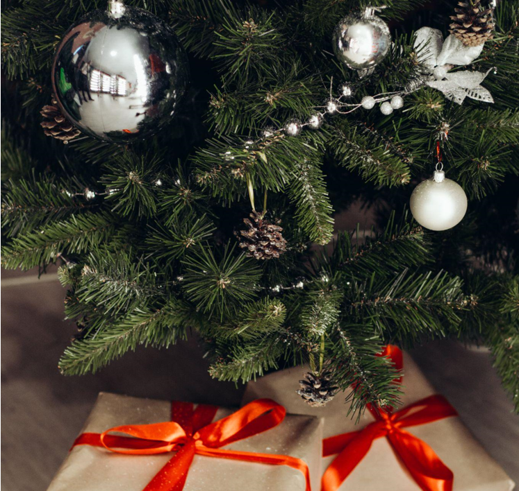 The Ultimate Guide to Finding the Most Realistic Artificial Christmas Tree for Your New Year's